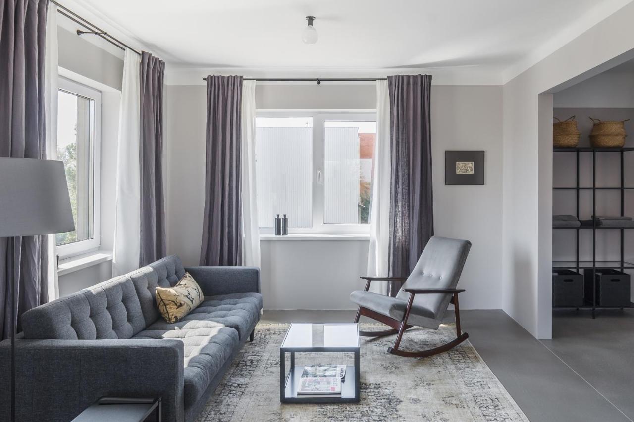 Minimalist. Apartment & Studio Σιαουλιάι Εξωτερικό φωτογραφία